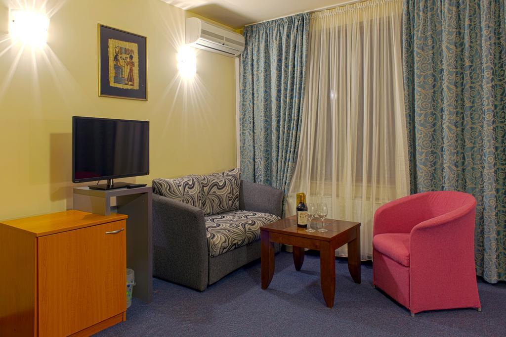 Hotel Luxor Melnik  Bagian luar foto